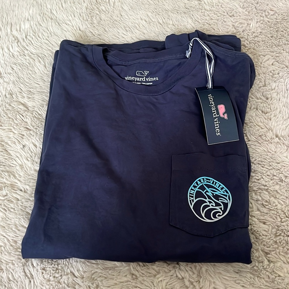 Vineyard vines long sleeve Tee